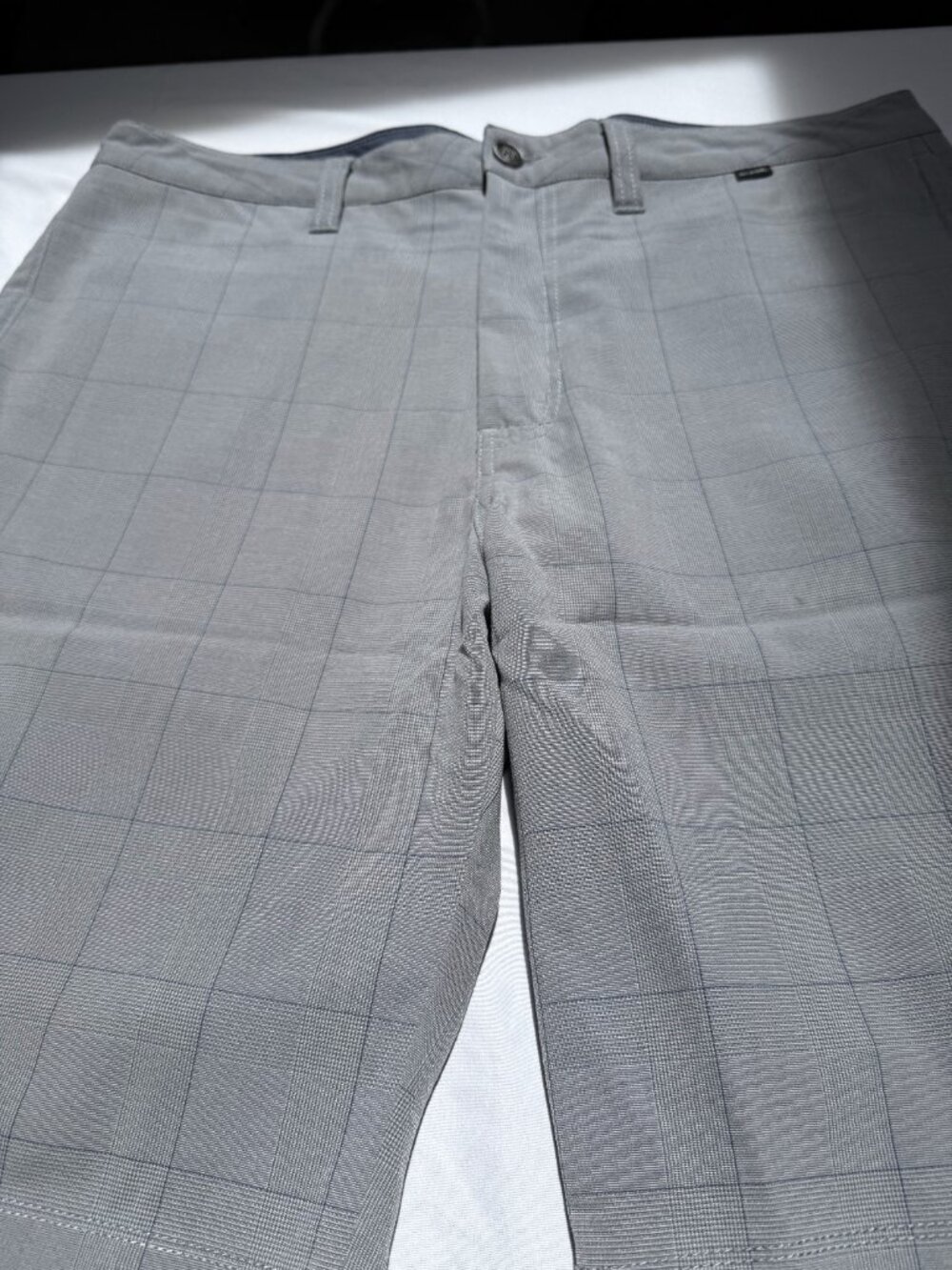 Travis Mathew Men's Shorts Grey Glen Plaid Size 36